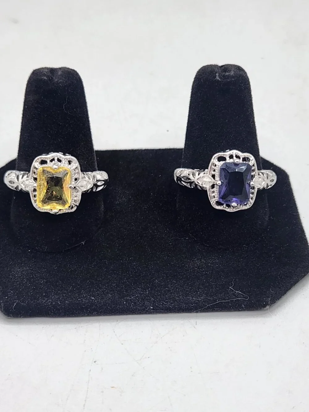 Lot of 4 Costume Jewelry Rings Rhinestones Fashion Bling Statement Adjustable